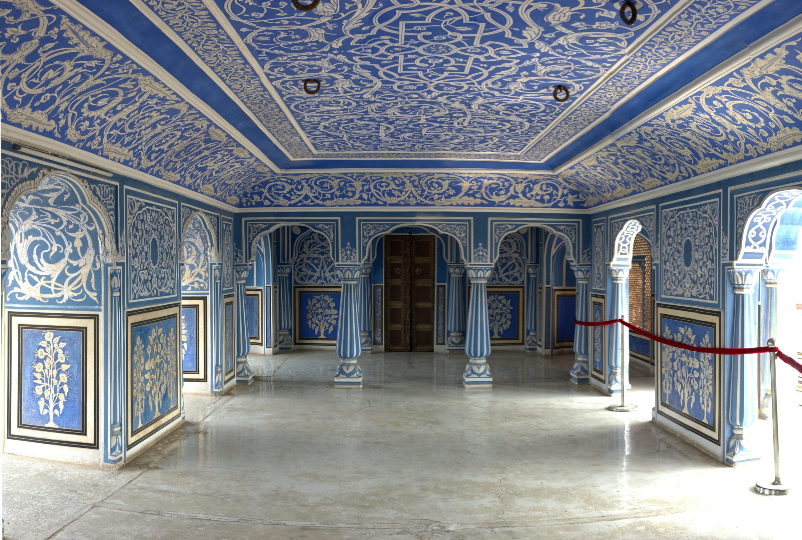 This is Chavi Niwas in Chandra Mahal City Palace Jaipur also known as Blue Room.