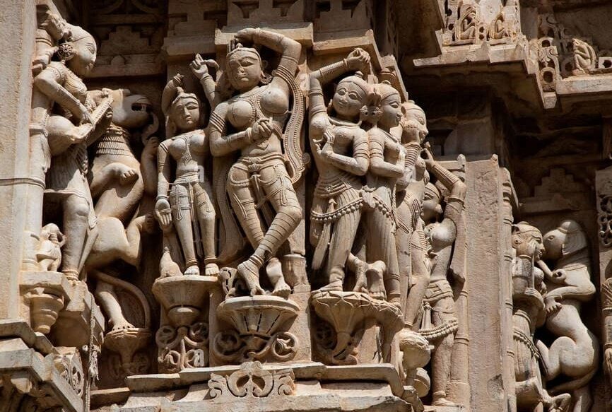 A beautiful architecture on the walls of Jagdish Temple Udaipur. 