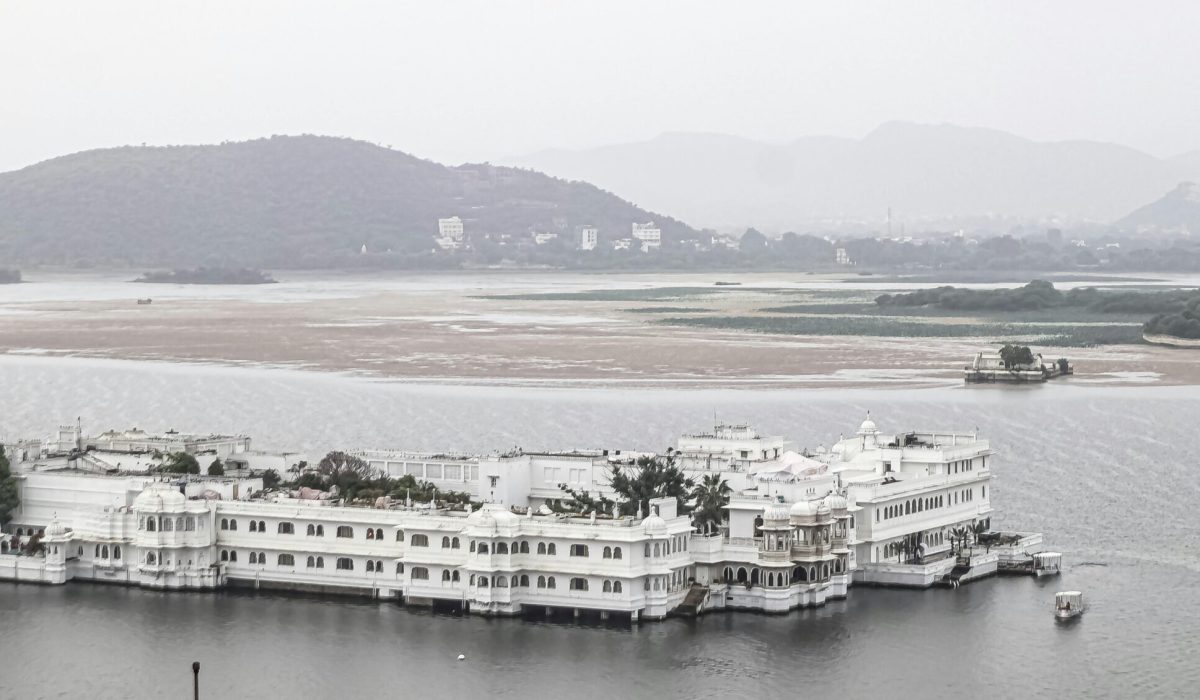 A serene view of the famous Lake Palace on Lake Pichola in Udaipur, India.